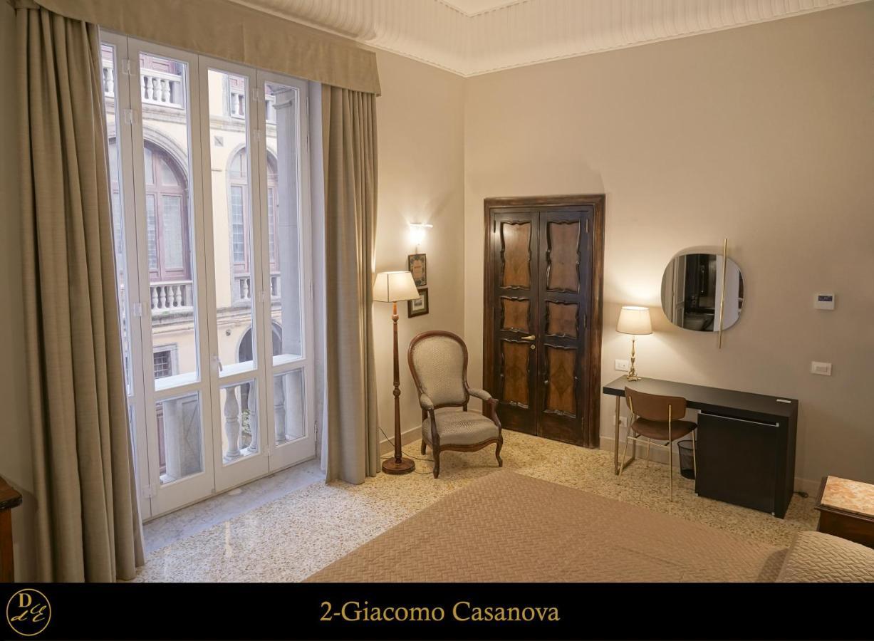 Dimora Donna Elena Bed & Breakfast Наполи Екстериор снимка
