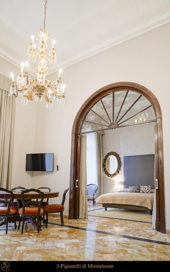 Dimora Donna Elena Bed & Breakfast Наполи Екстериор снимка